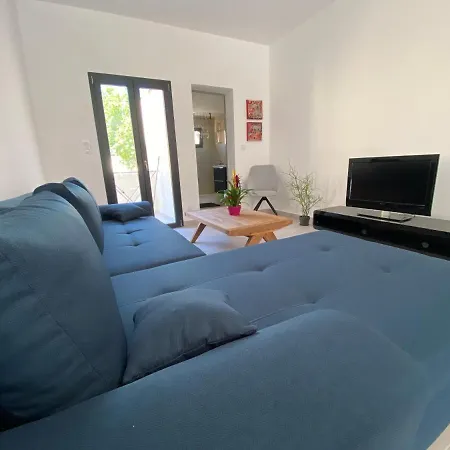 Apartment Le Petit *